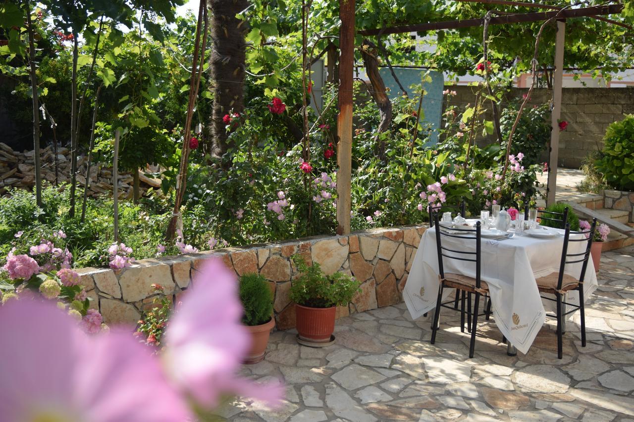 La Casa Di Nonna Apartment Qeparo Luaran gambar